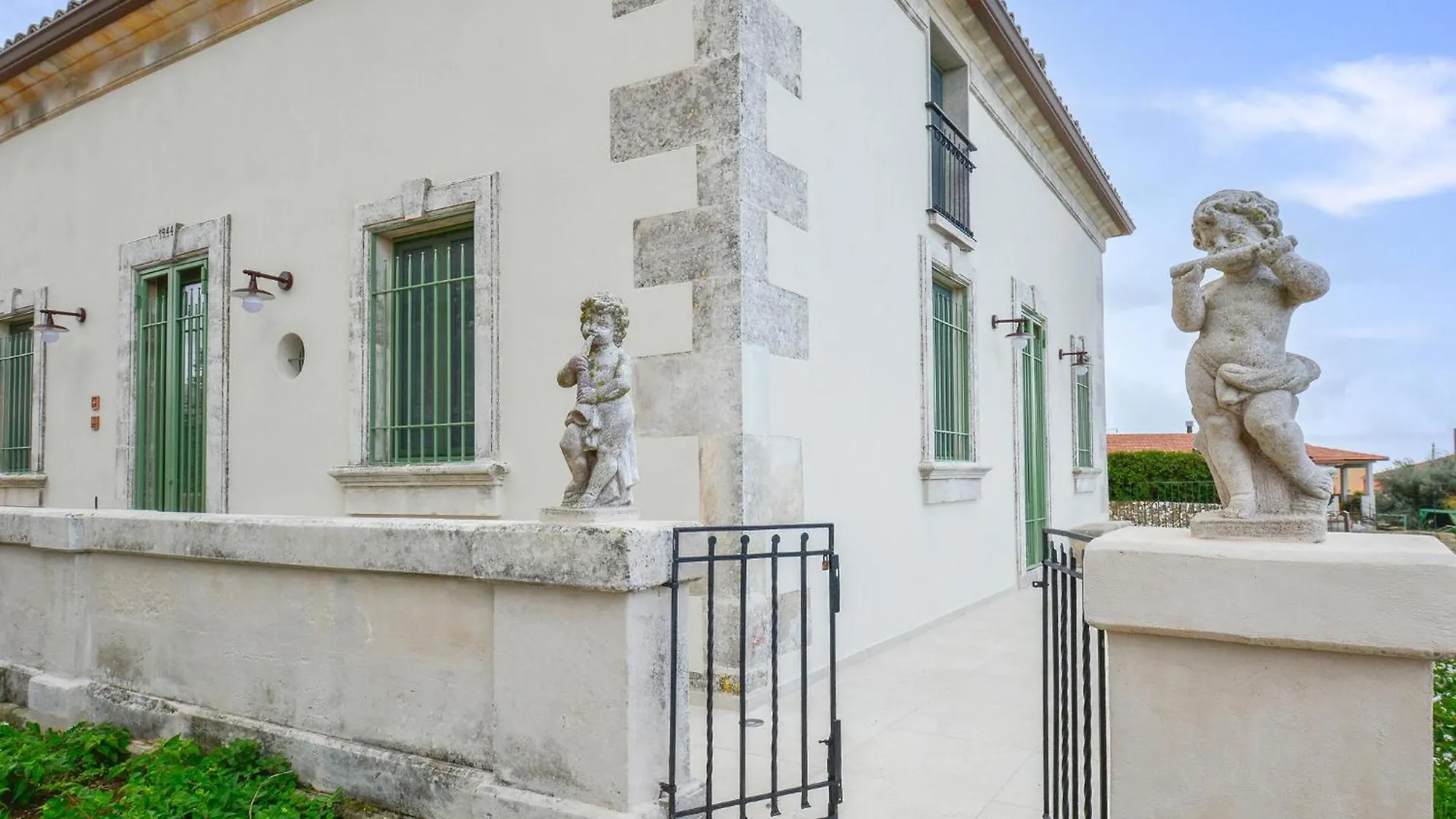 Holiday home Nice Home In Ragusa With House A Panoramic View