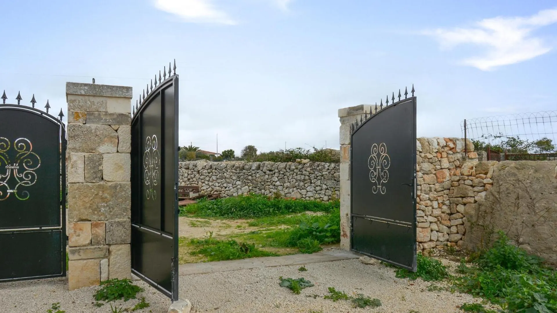 Nice Home In Ragusa With House A Panoramic View 0*,